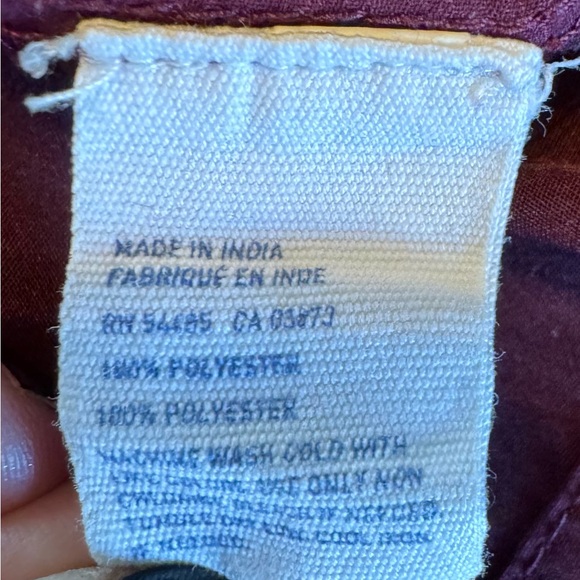 American Eagle Outfitters Pleated, Rose Embroidery Tank in plum- Size M - Picture 5 of 5